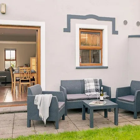 Holiday home 2 Bedroom In With Sea Views To Sleep 4 Kenmare