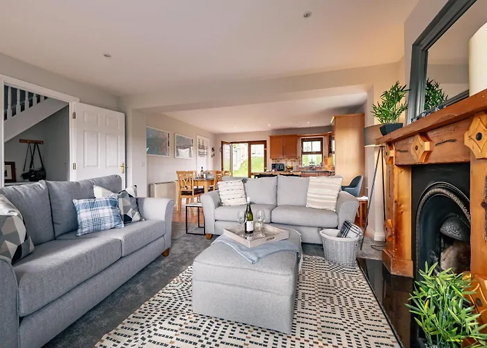 Сasa de vacaciones 2 Bedroom In With Sea Views To Sleep 4