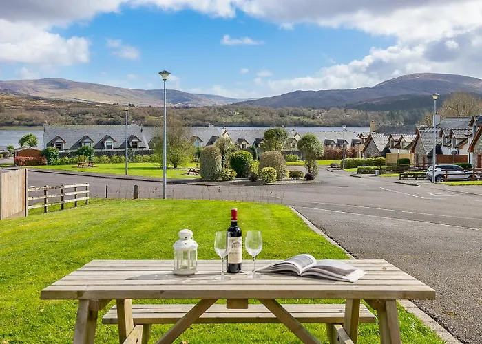 Сasa de vacaciones 2 Bedroom In With Sea Views To Sleep 4 Kenmare